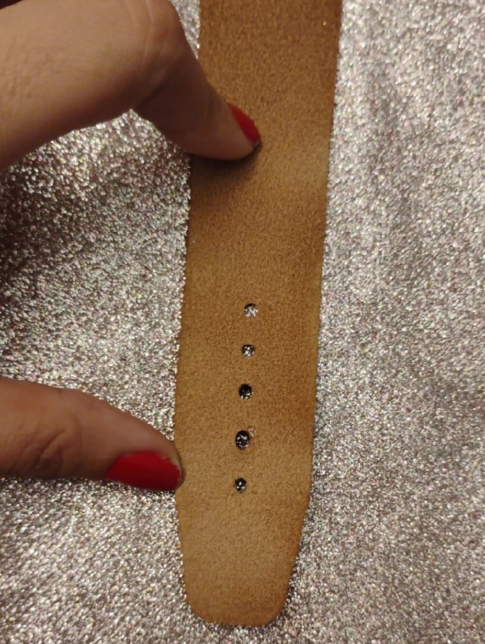 Louis Vuitton Brown Leather Poignet - Picture 5 of 5